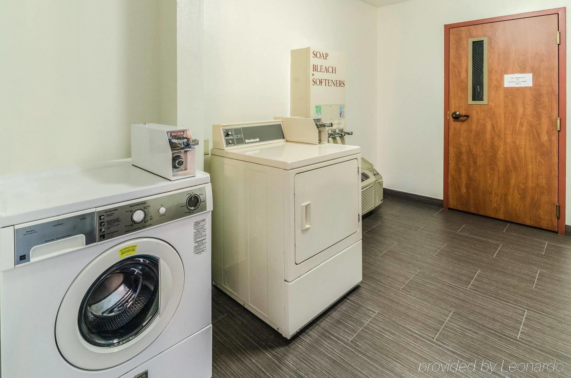 Holiday Inn Express Hotel & Suites Vinita By Ihg Bagian luar foto