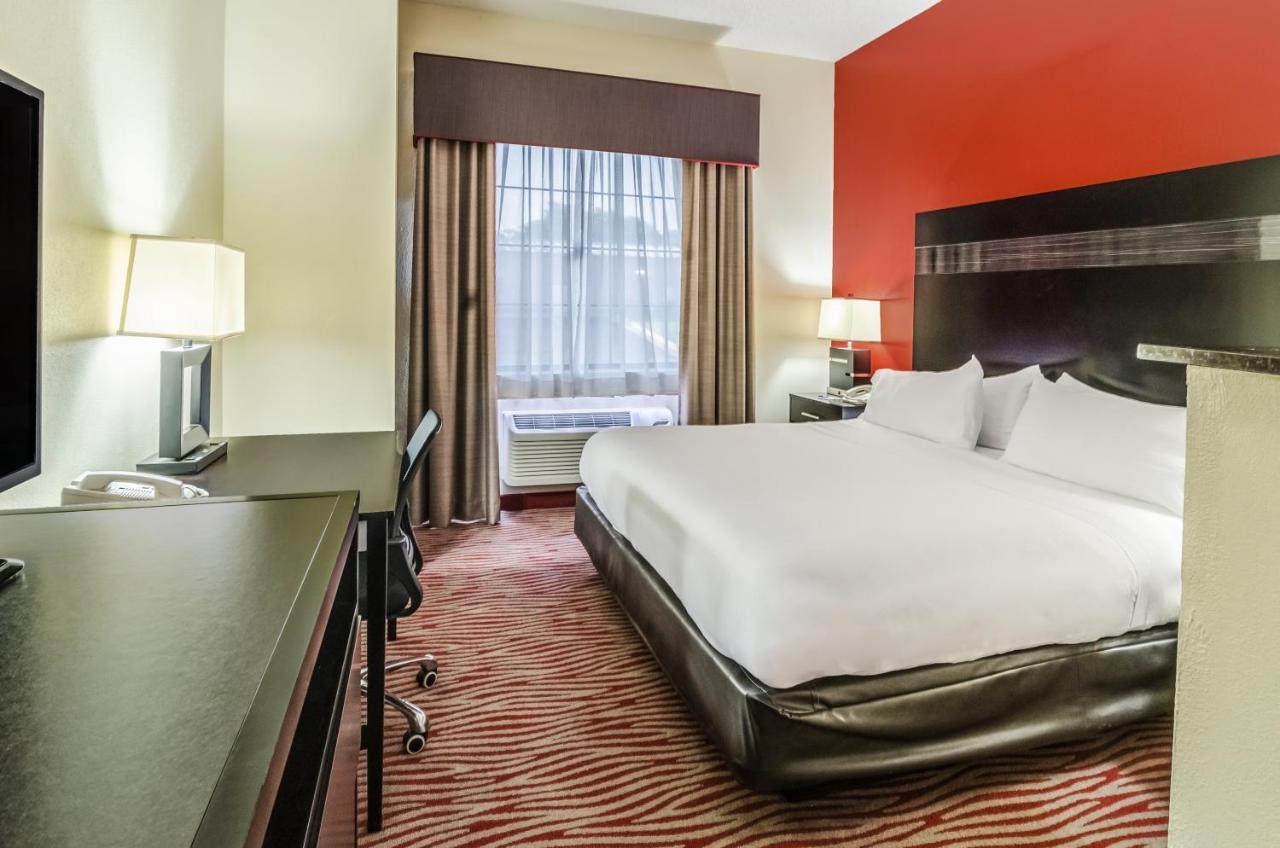 Holiday Inn Express Hotel & Suites Vinita By Ihg Bagian luar foto