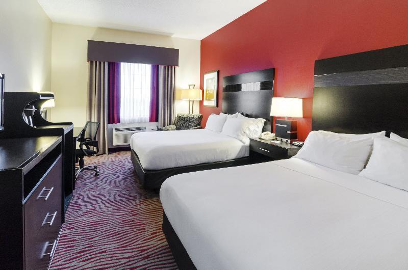 Holiday Inn Express Hotel & Suites Vinita By Ihg Bagian luar foto
